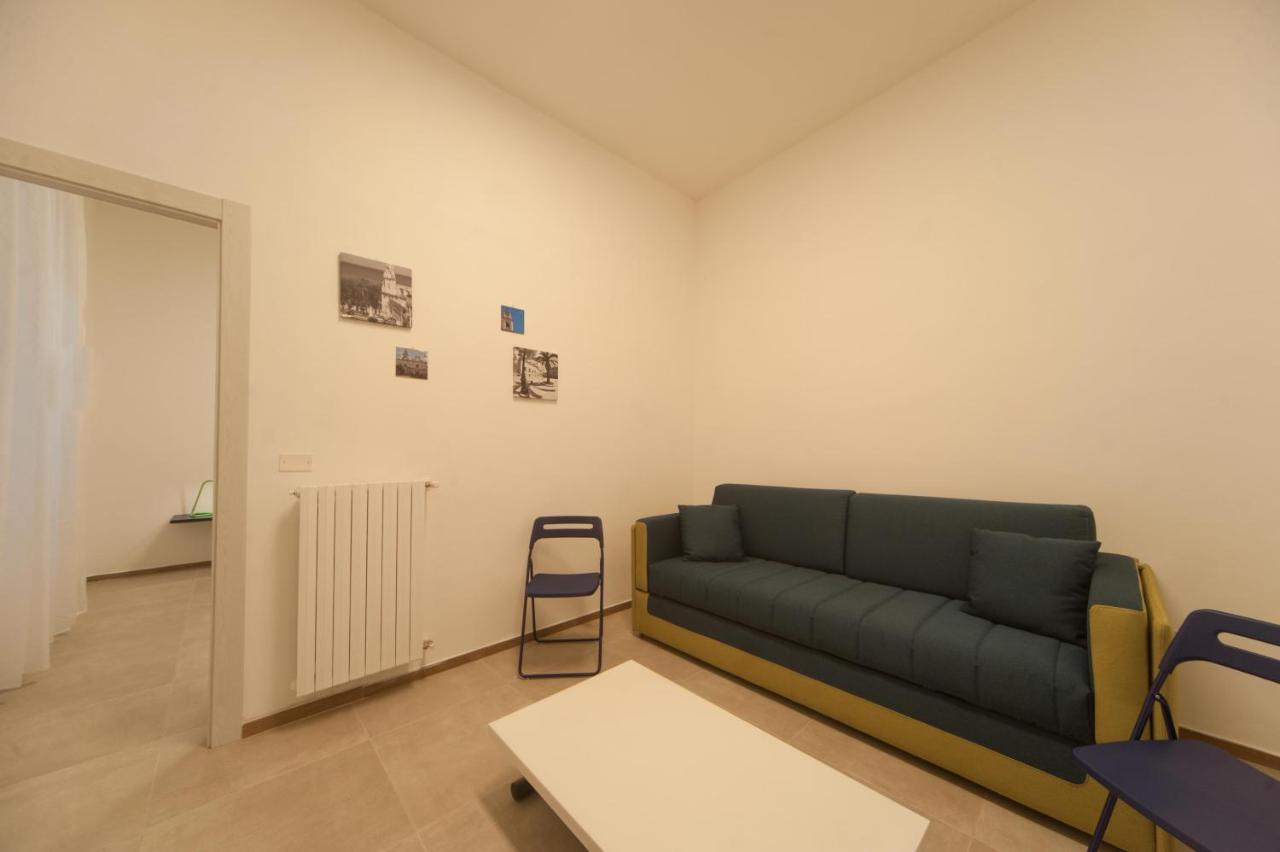 Bed and Breakfast La Cattedrale Dai Tetti Trani Exterior foto